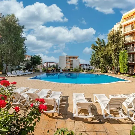 Noks - Menada 아파트