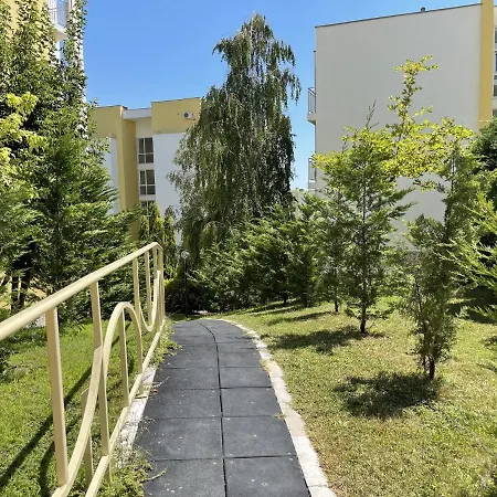 아파트 Noks - Menada *