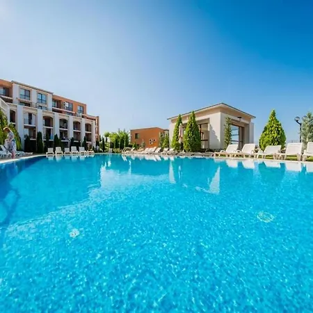 Noks - Menada Lägenhet *